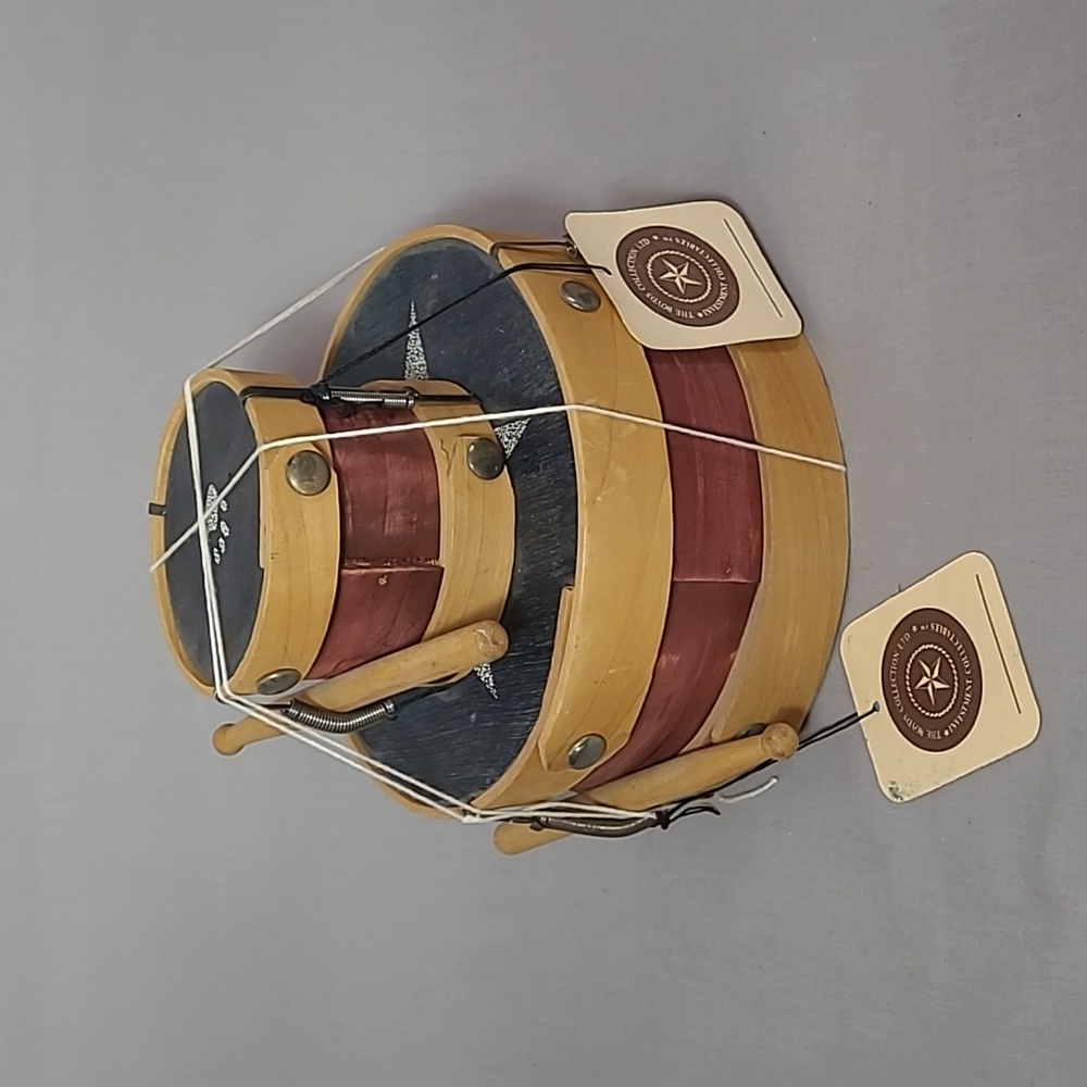 The Boyds Collection Drum Set